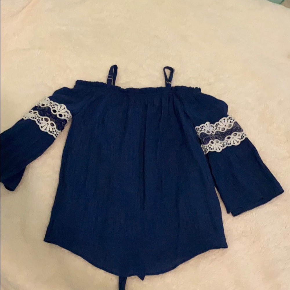 Blue and white striped blouse - Picture 2 of 4